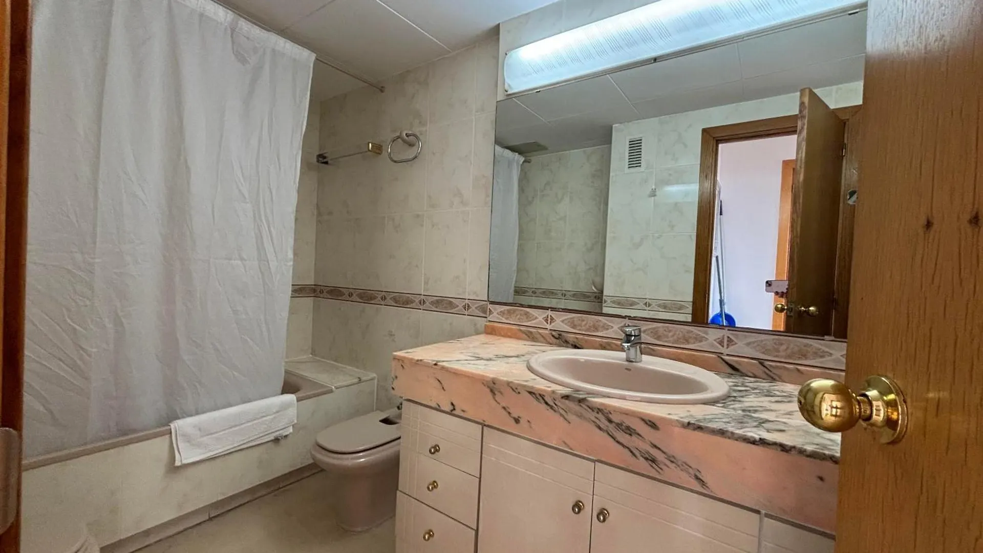 Apartment Apartamentos Central Park Palmyra Salou Spain